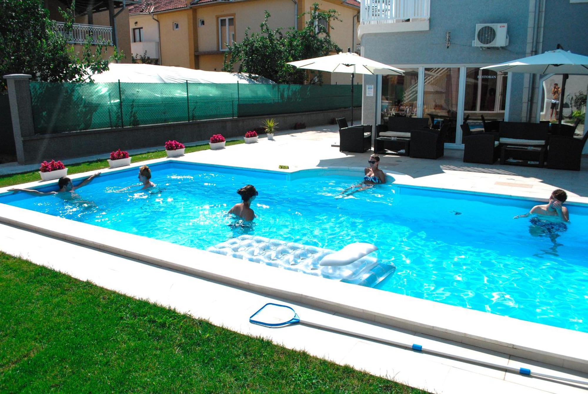Vila DeLux Negotin Buitenkant foto