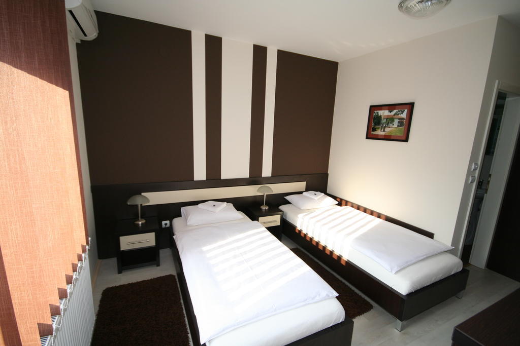 Vila DeLux Negotin Buitenkant foto