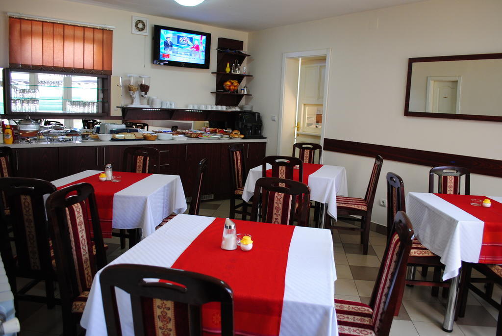 Vila DeLux Negotin Restaurant foto
